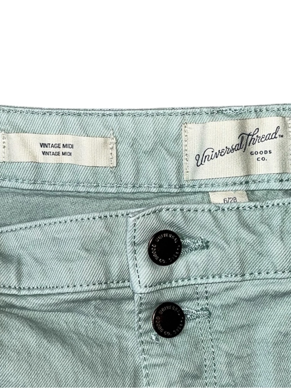 Universal Thread Shorts - Picture 3 of 3